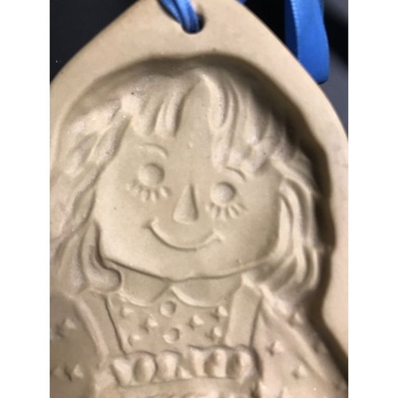 Brown Bag Cookie Art 1985 Raggedy Ann decorative Cookie mould vintage retired - Picture 3 of 5